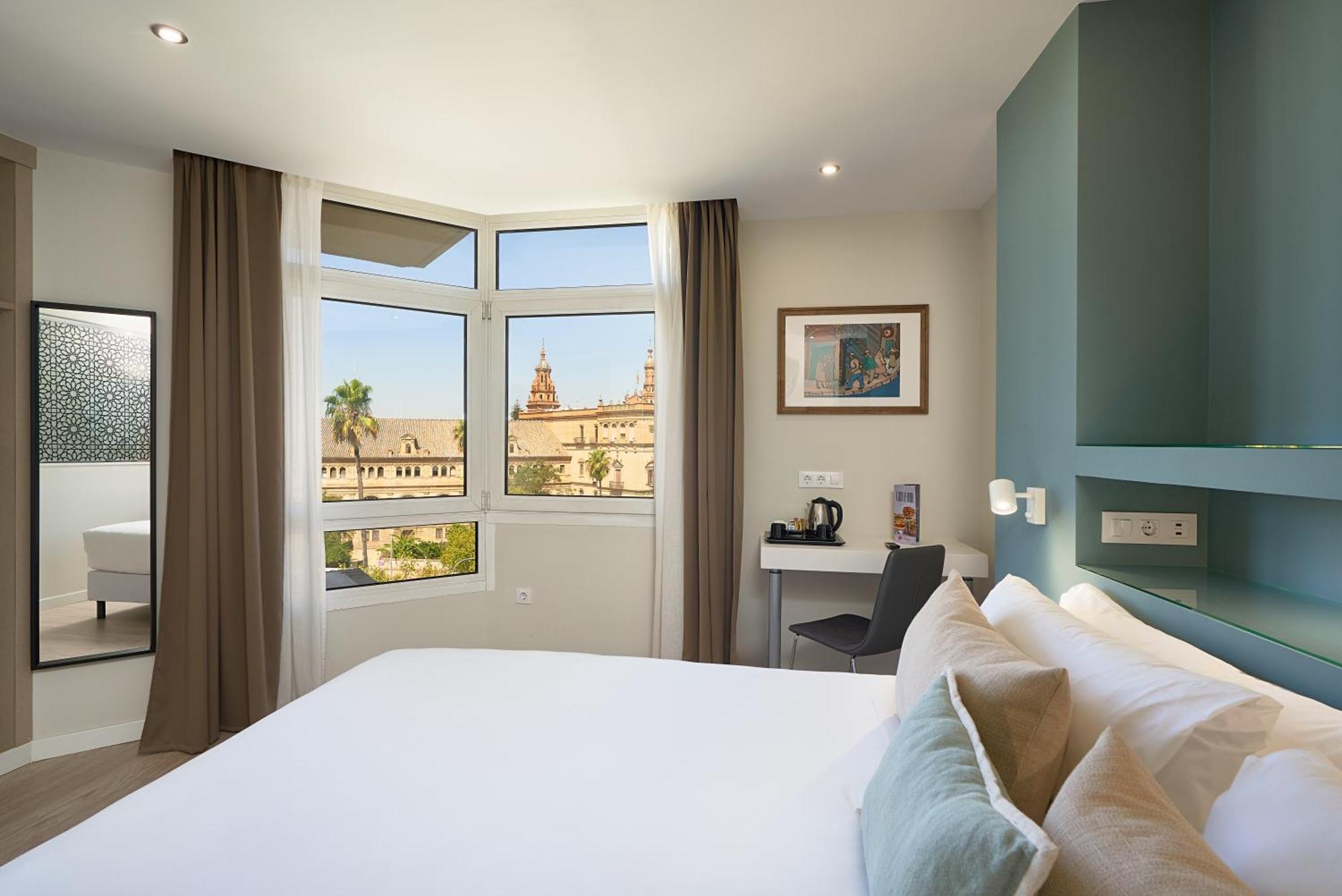 Superior Room with view to monument,1758289627:JPEG